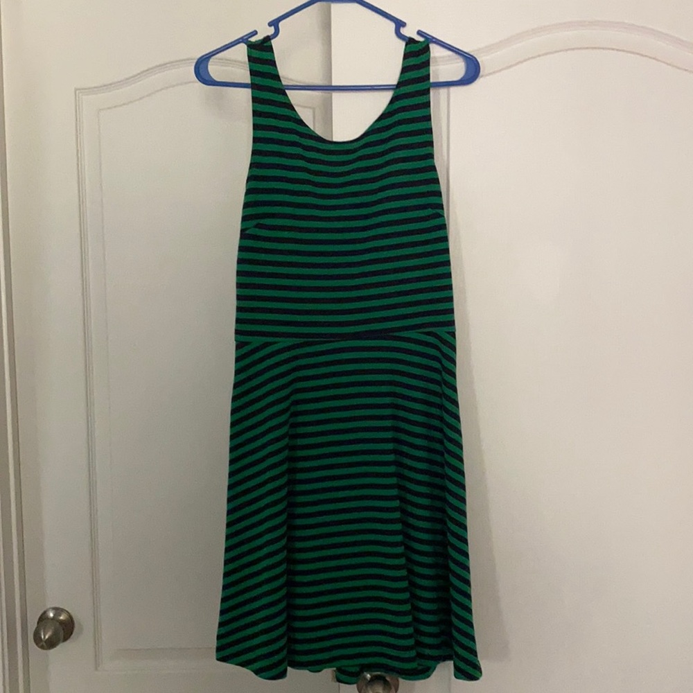 American Eagle size 8. Green and navy stripe dress. Cute back zipper detail.